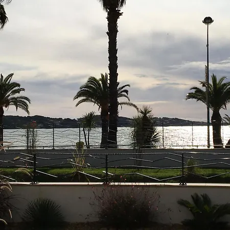 O Fil De L'eau - App A05 - T3 Avec Jardin Et Terrasse Apartmán *